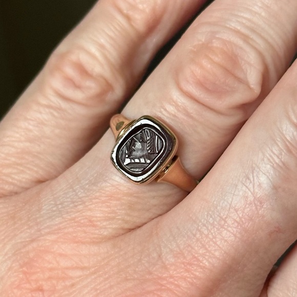 Antique Jewelry - Antique Victorian 10k Gold and Sard Carved Intaglio Signet Ring 6.25